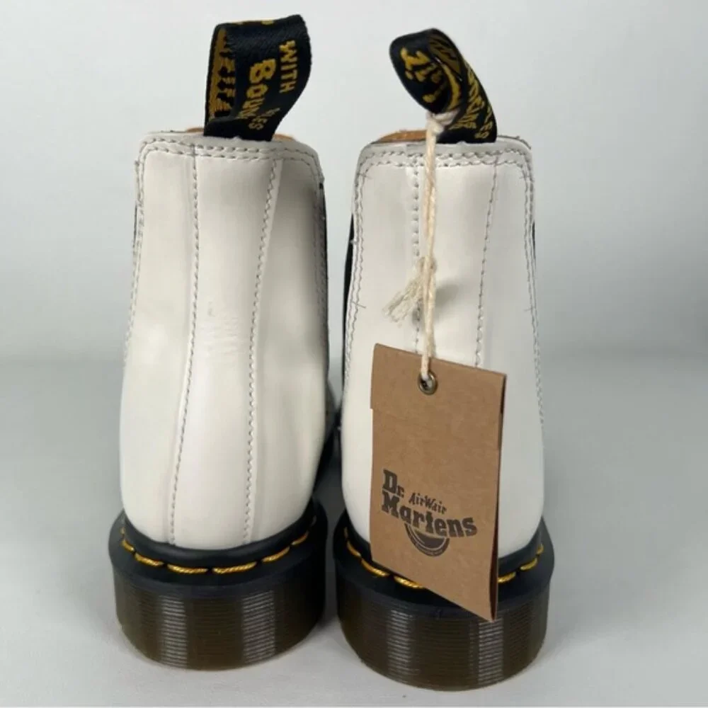 NWT DR. MARTENS 2976YS Smooth LEATHER PLATFORM CHELSEA BOOTS Size 4 US M 5‎ US L